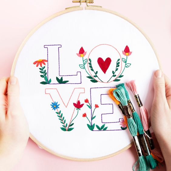 valentine embroidery hoop design