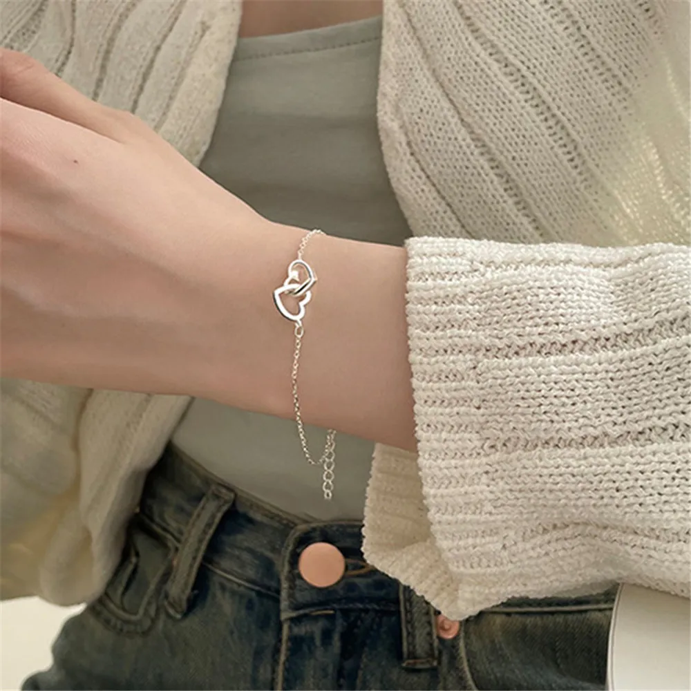 New Interlocking Double Heart Bracelet for Women’s Birthday Wedding Party Gift Bangle Silver Alloy Fashion Jewelry Accessories